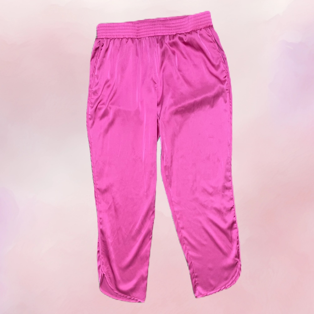 💞🤠 Satin Pink Jogger/Ankle Pant